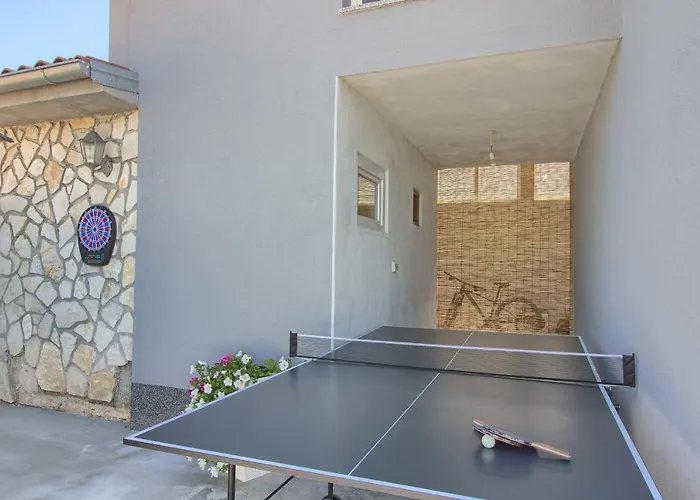 New Luna With Private Pool In Surrounded By Greenery Rented By Wiibuk Villa